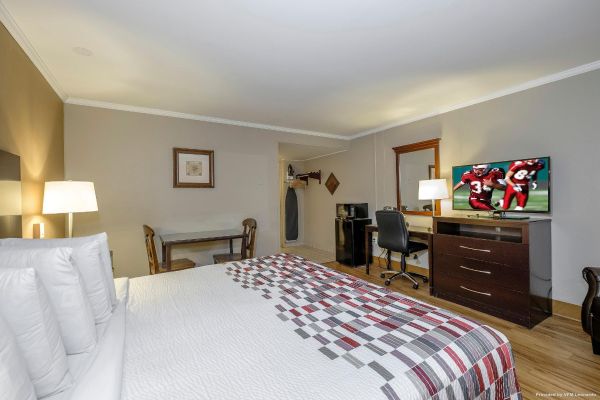 Hotel Red Roof Suites Herkimer